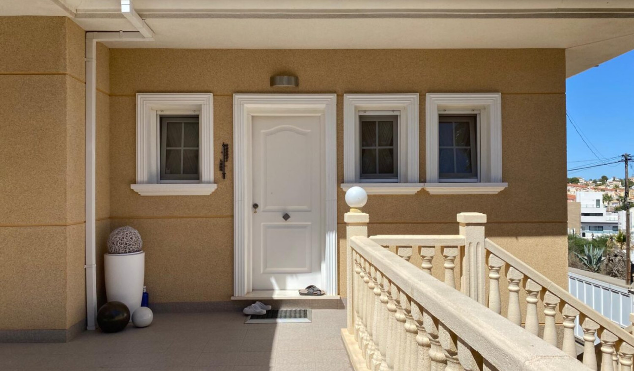 Resale - Detached Villa - Villamartín - El Galan