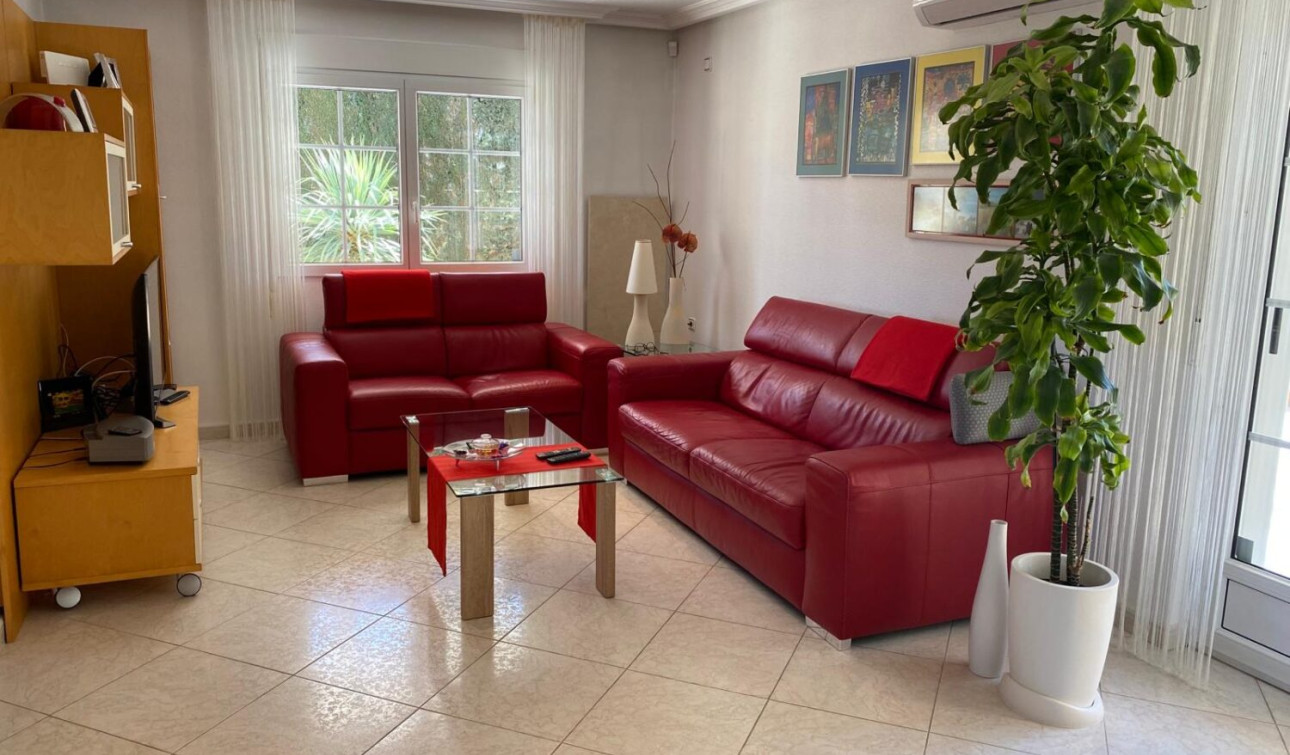 Resale - Detached Villa - Villamartín - El Galan