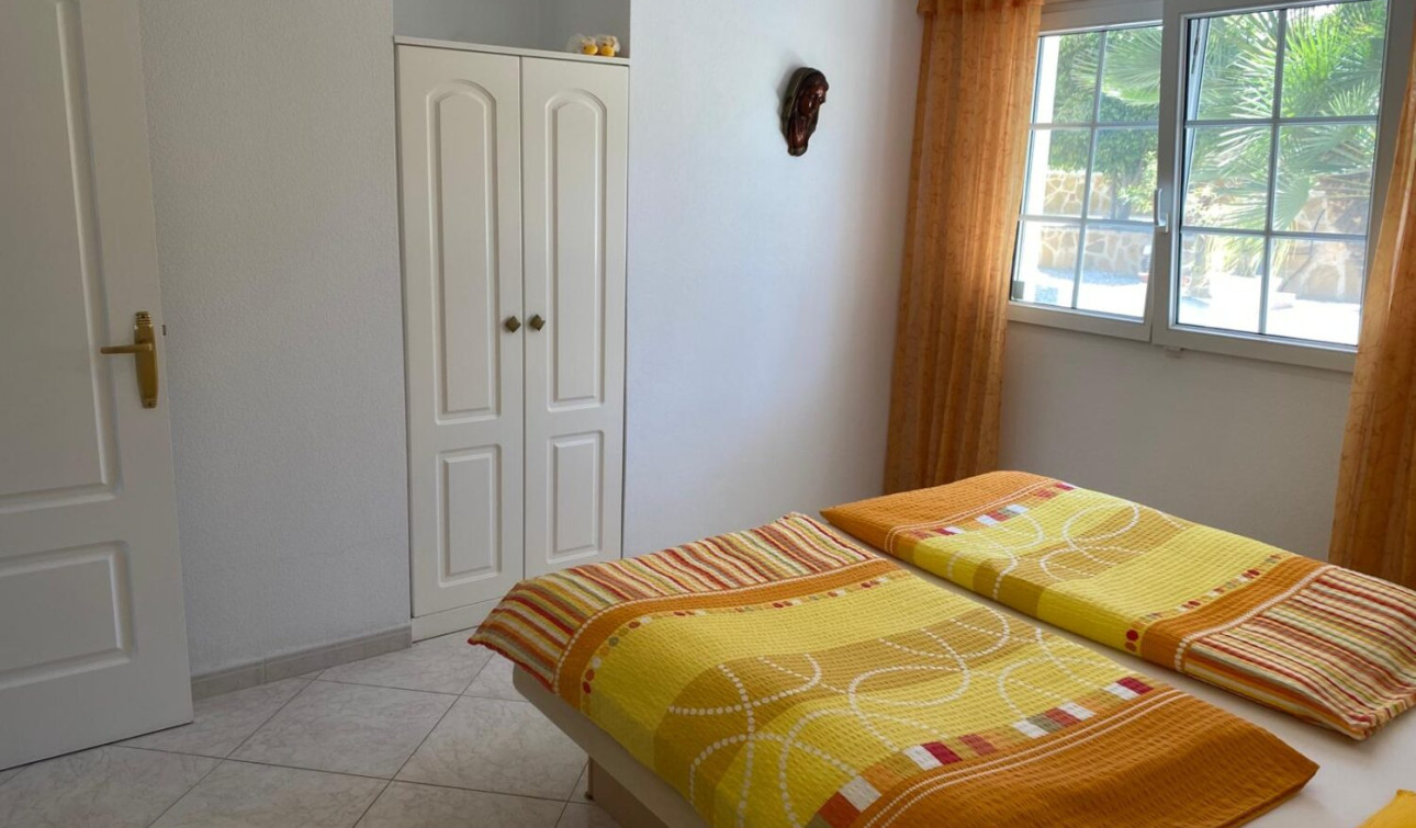 Resale - Detached Villa - Villamartín - El Galan