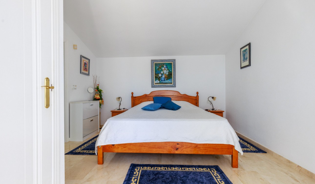 Resale - Detached Villa - Villamartín - La Rioja