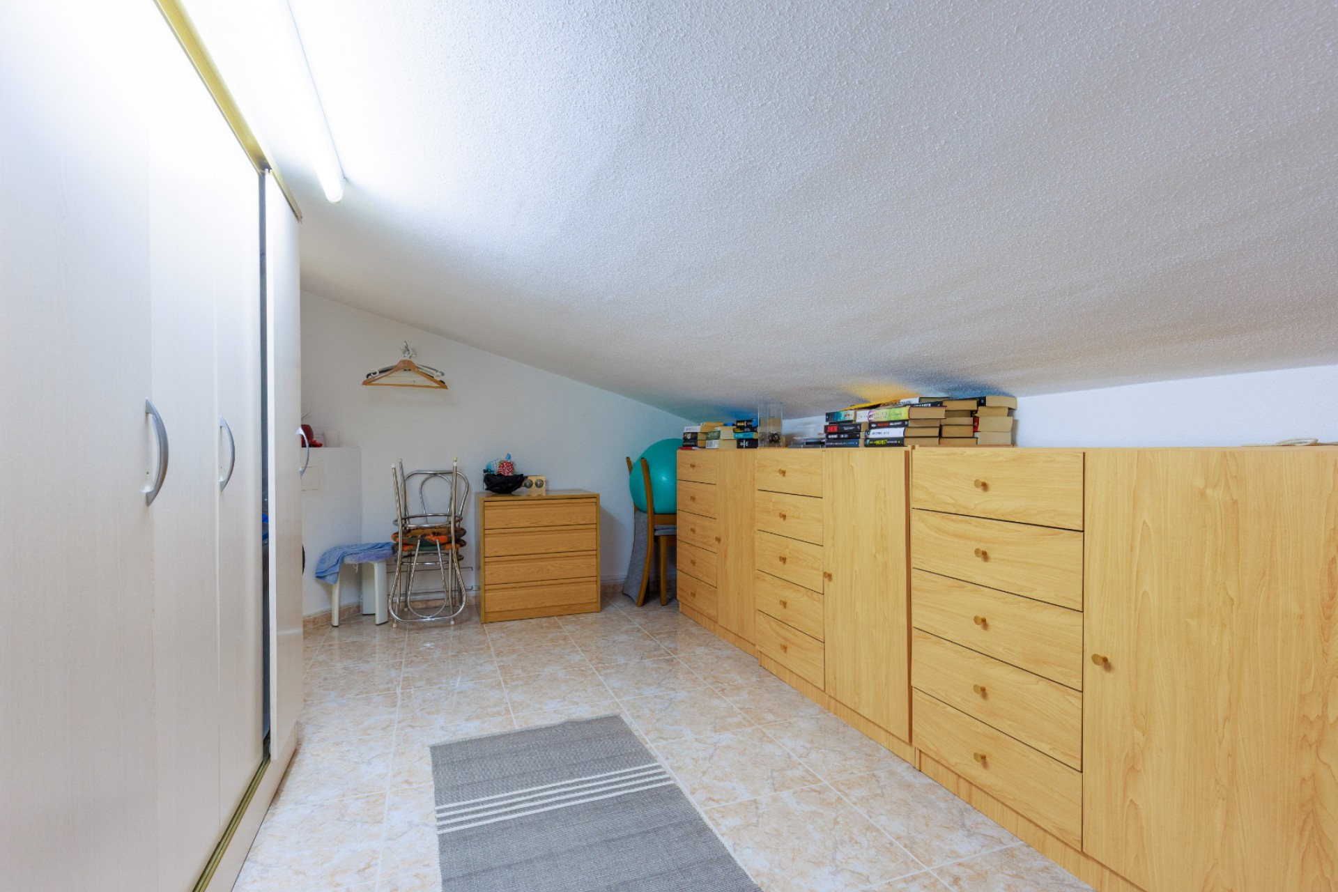 Resale - Detached Villa - Villamartín - La Rioja