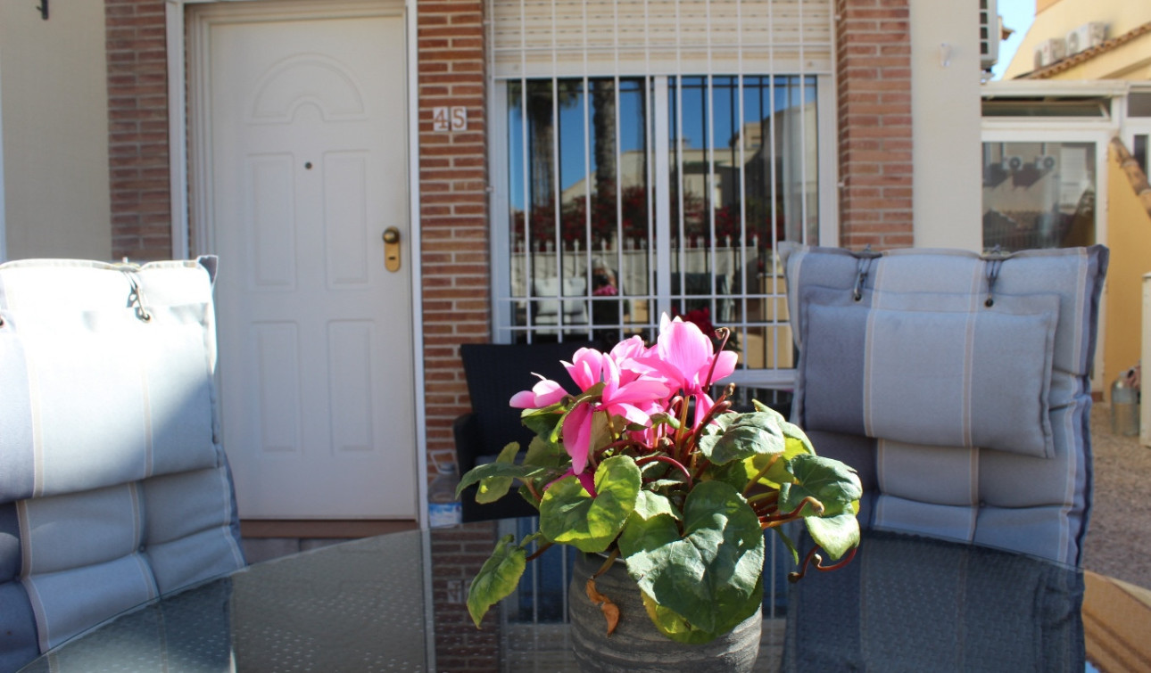 Resale - Detached Villa - Villamartín - PAU 8