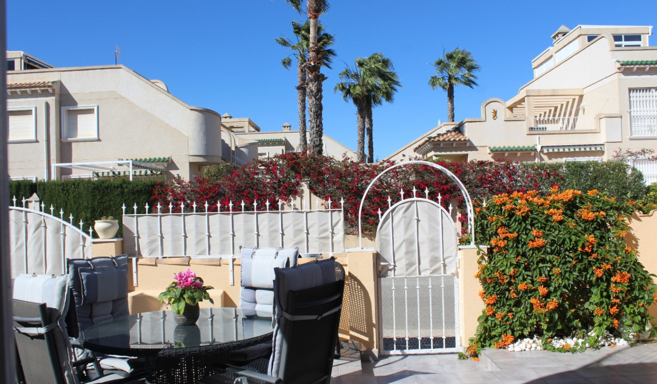 Resale - Detached Villa - Villamartín - PAU 8