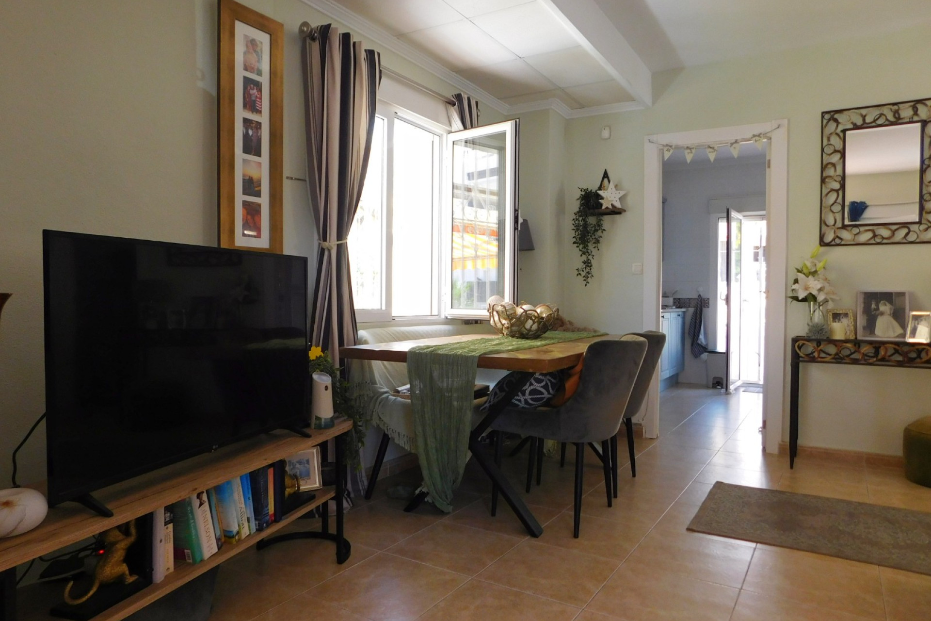 Resale - Detached Villa - Villamartín - Villamartin