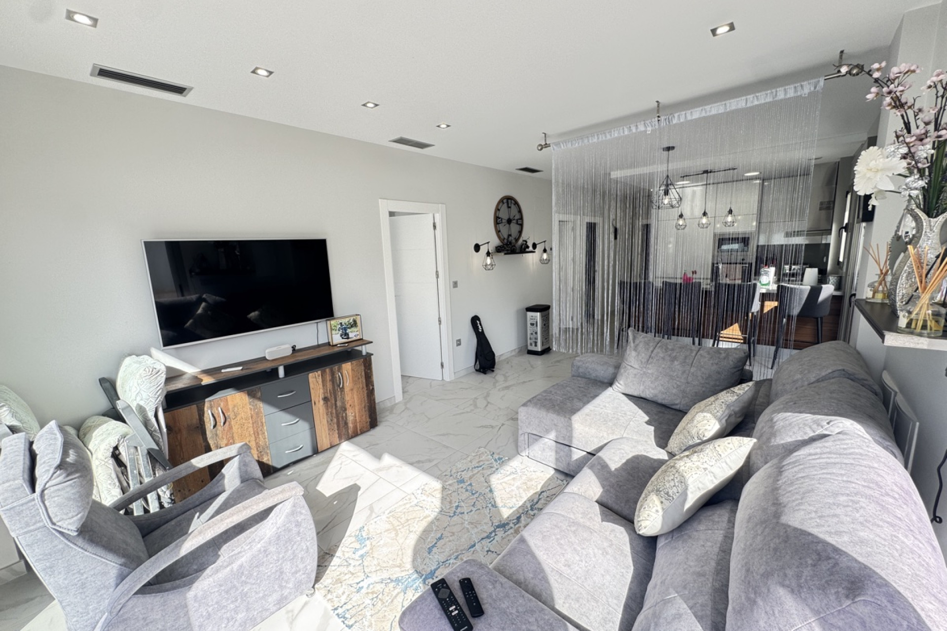 Resale - Detached Villa - Villamartín