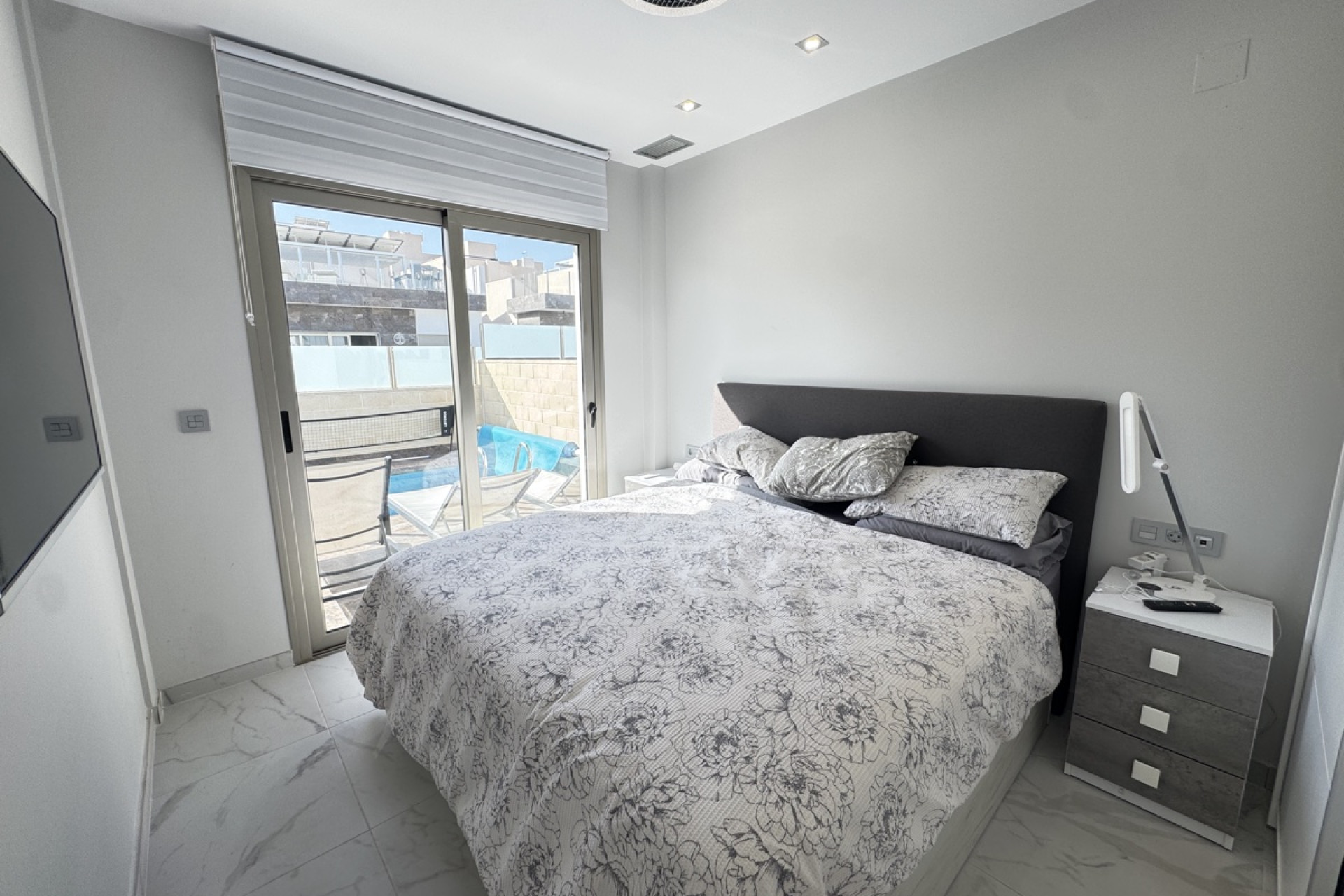 Resale - Detached Villa - Villamartín