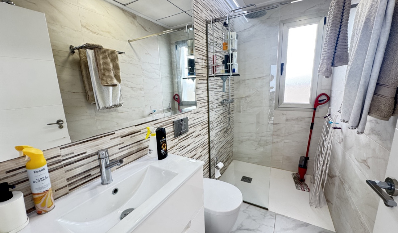 Resale - Detached Villa - Villamartín