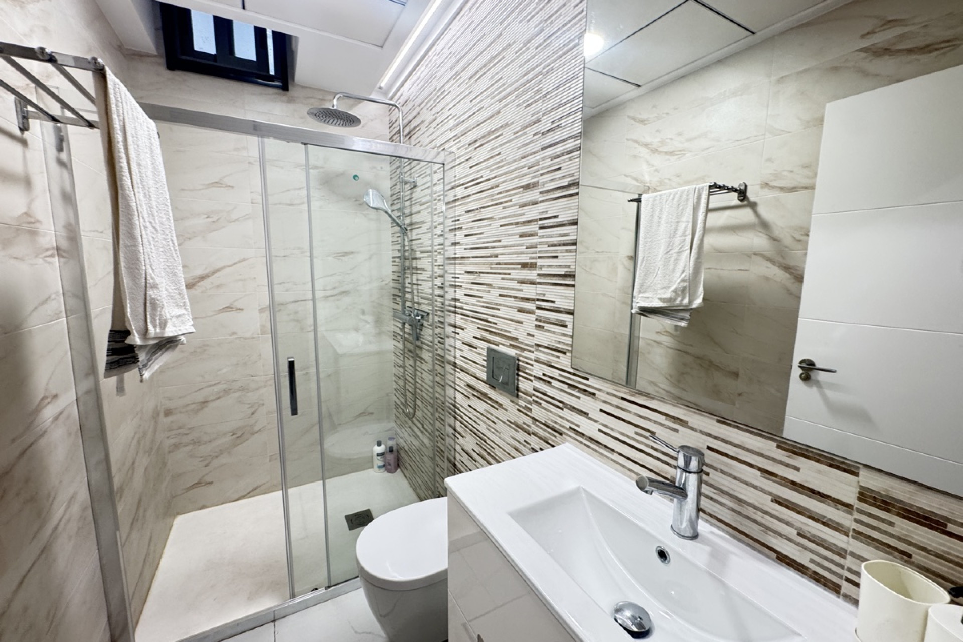 Resale - Detached Villa - Villamartín