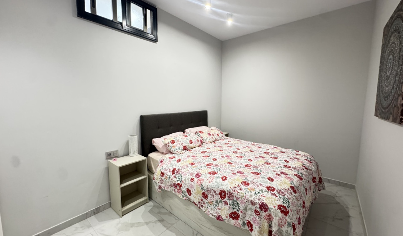 Resale - Detached Villa - Villamartín