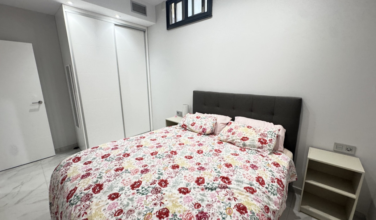 Resale - Detached Villa - Villamartín