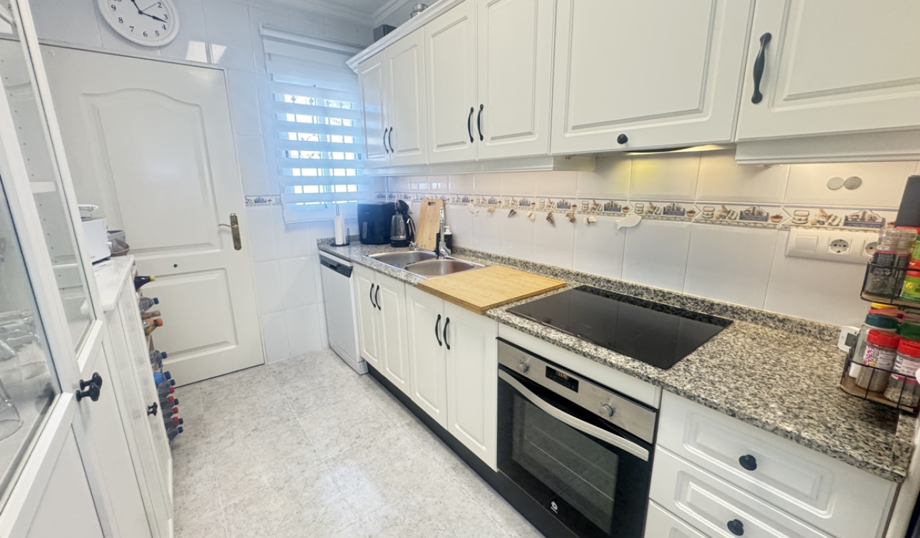 Resale - Detached Villa - Villamartín