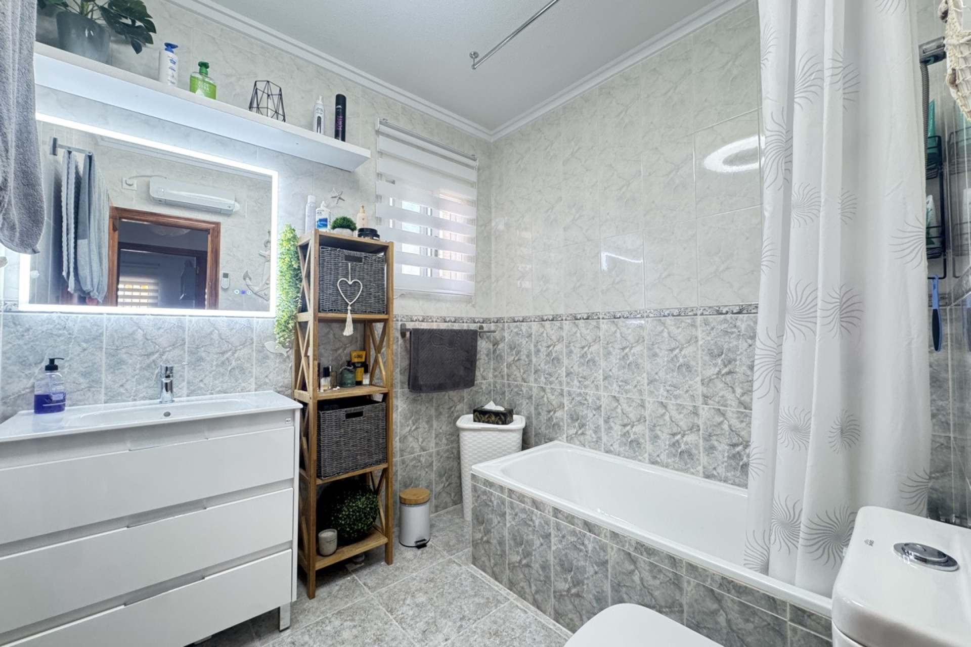 Resale - Detached Villa - Villamartín