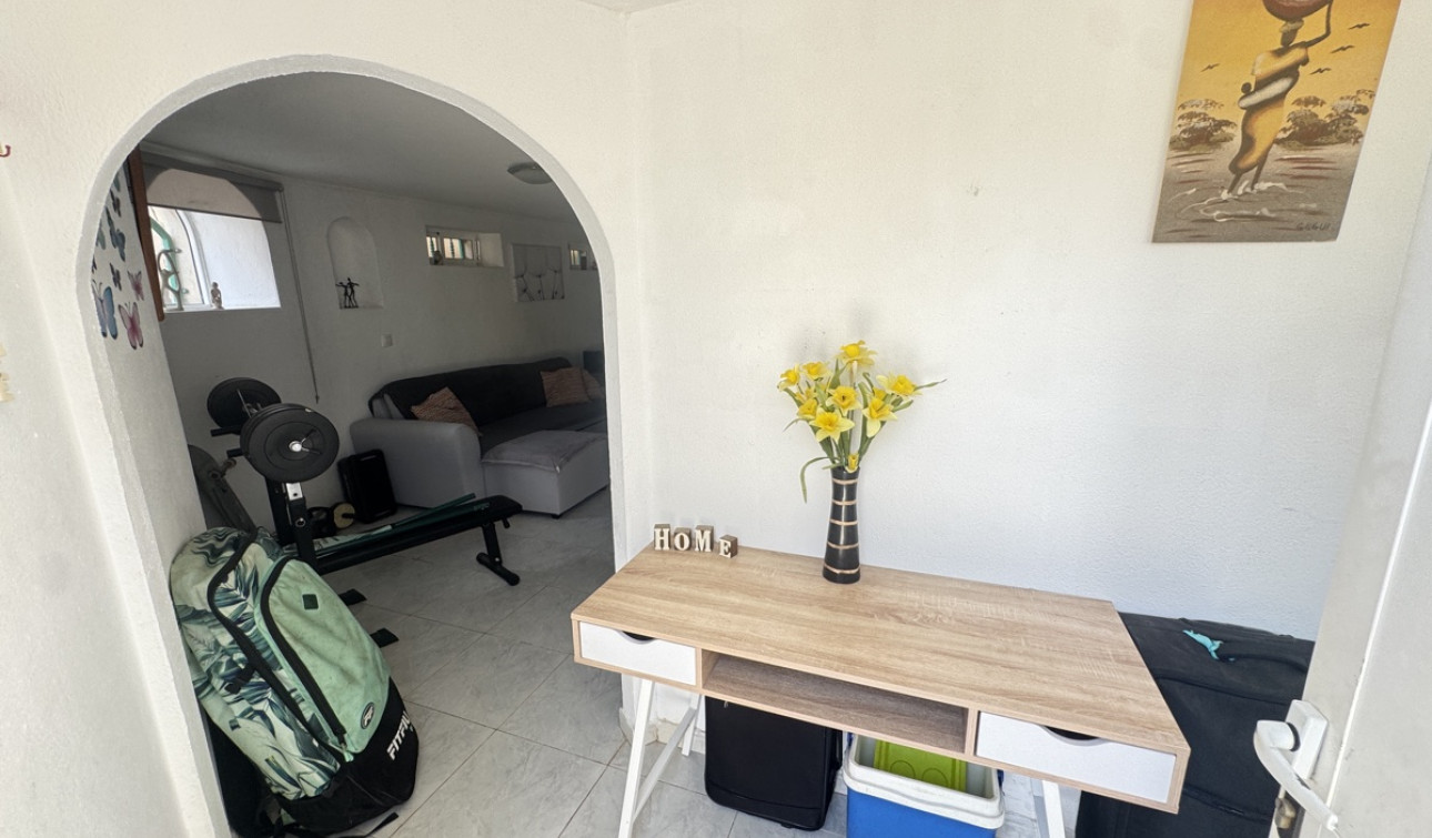 Resale - Detached Villa - Villamartín