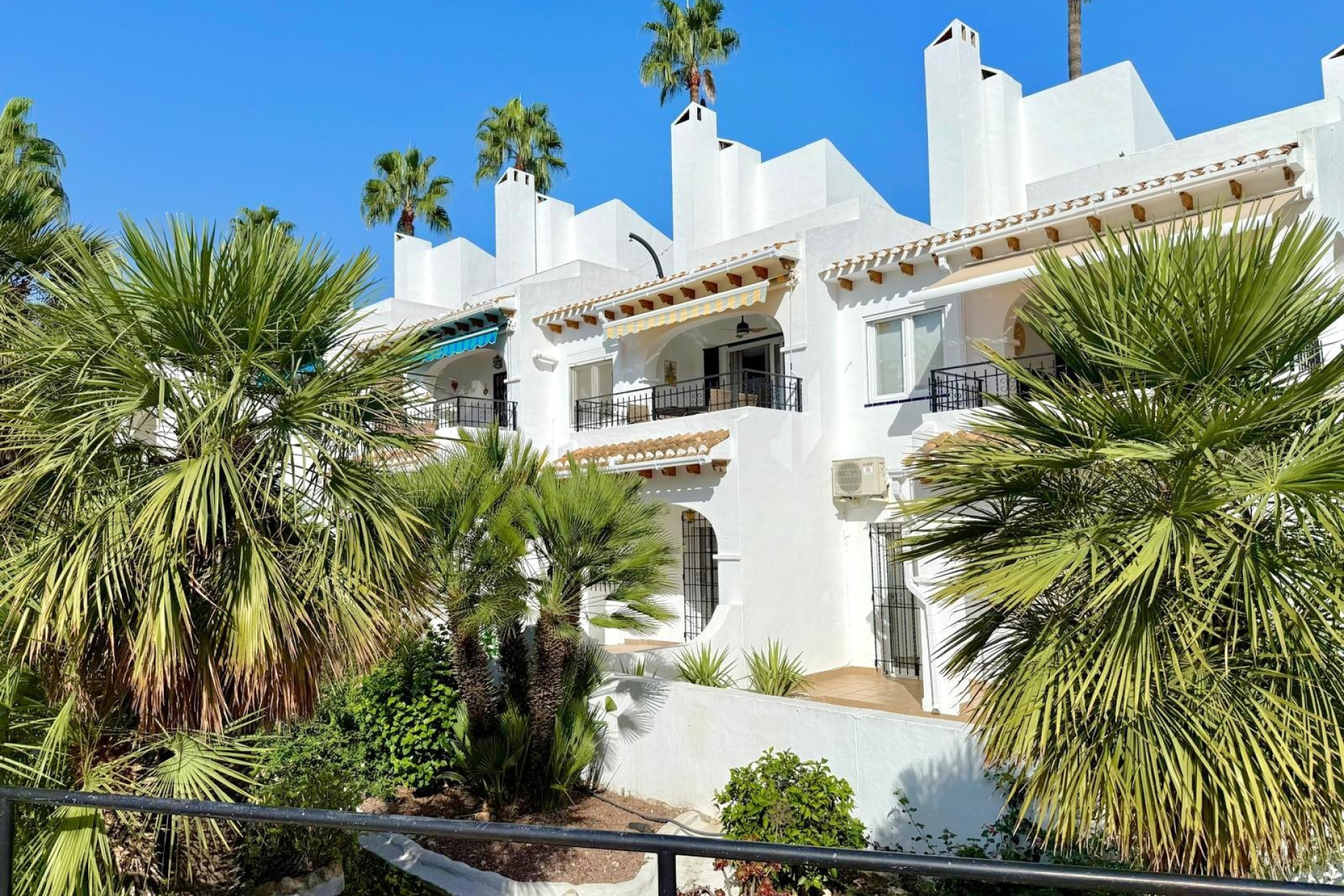 Resale - Detached Villa - Villamartín