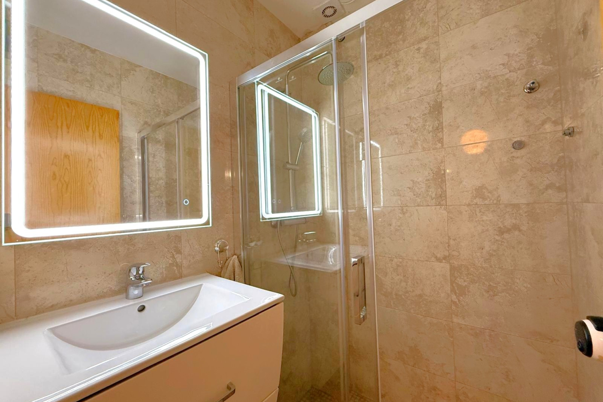 Resale - Detached Villa - Villamartín