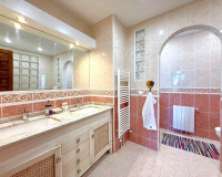 Resale - Detached Villa - Villamartín