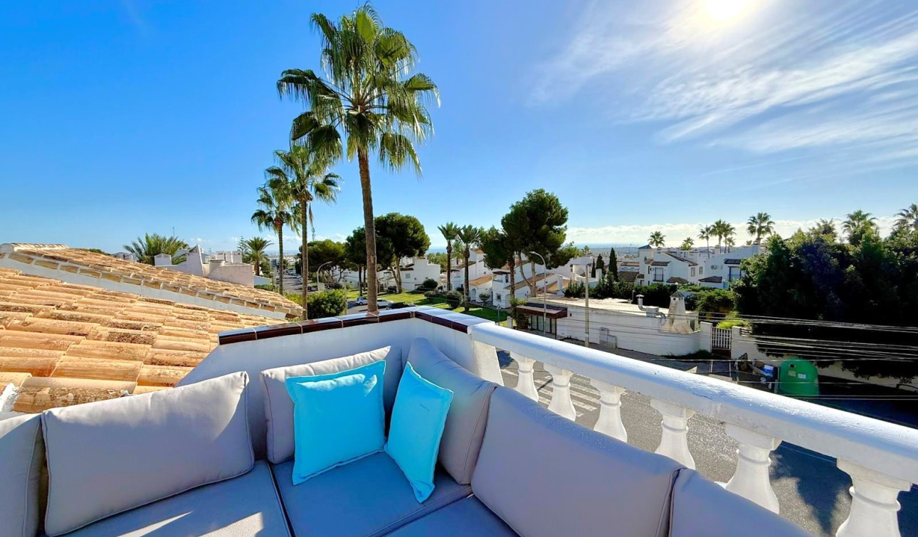 Resale - Detached Villa - Villamartín