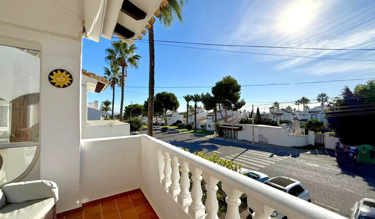 Resale - Detached Villa - Villamartín