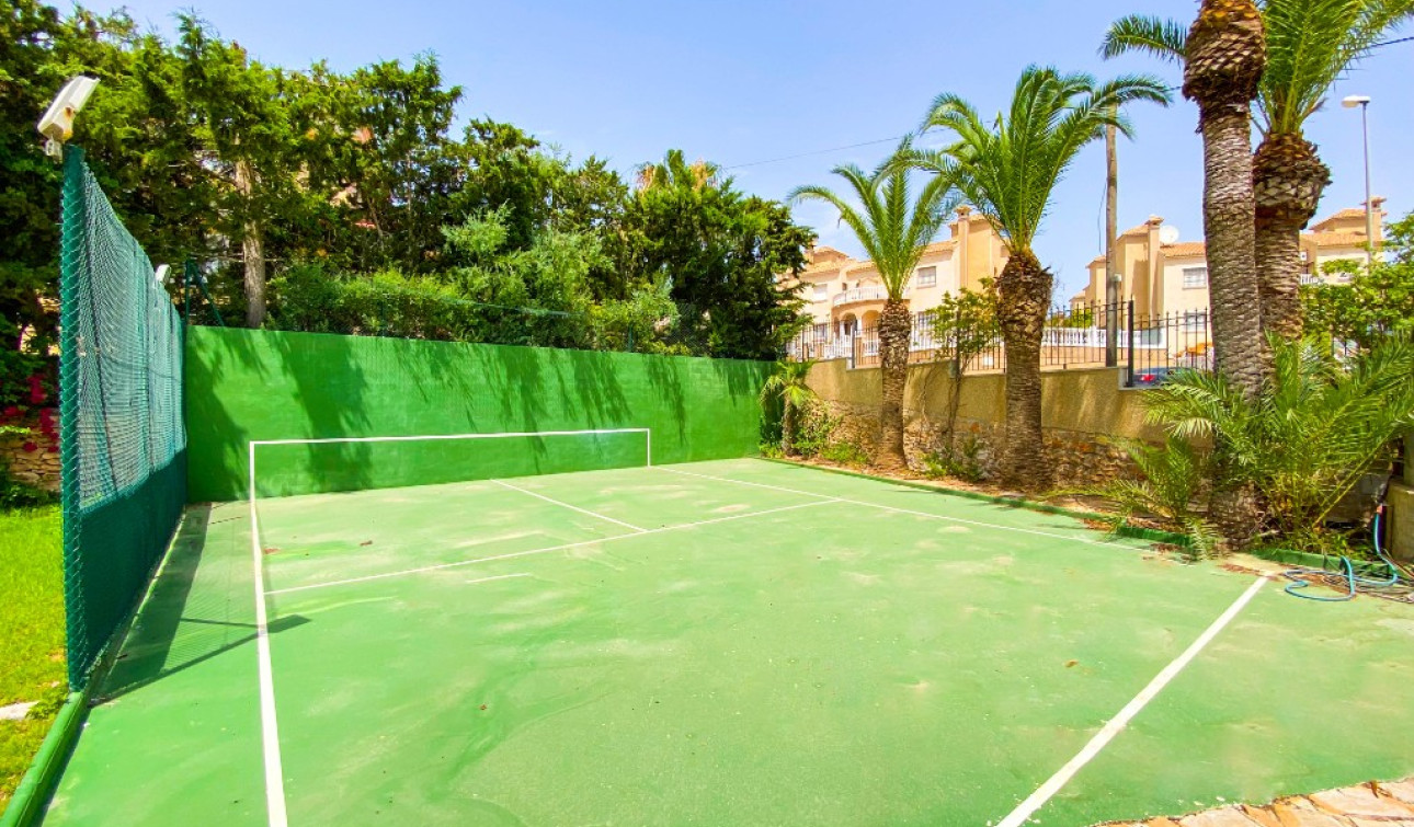 Resale - Detached Villa - Villamartín