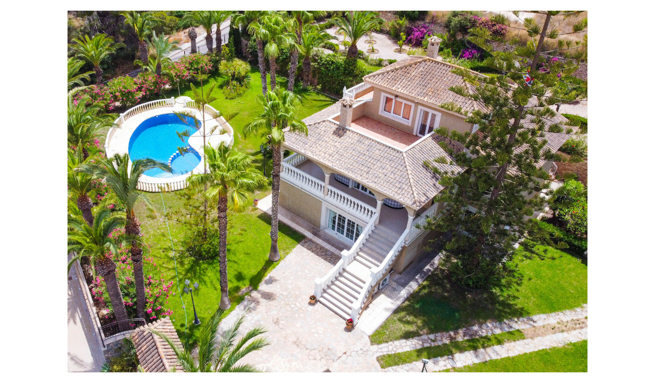 Resale - Detached Villa - Villamartín
