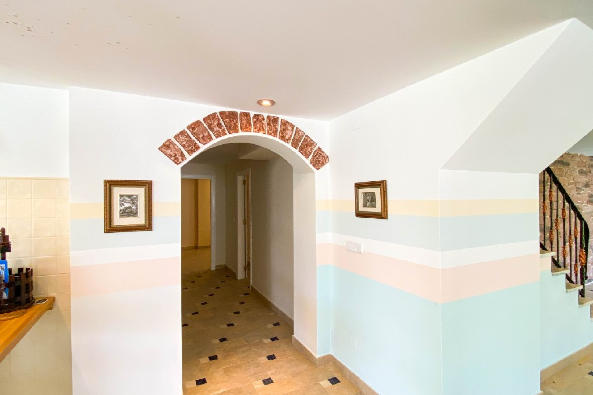 Resale - Detached Villa - Villamartín