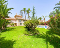 Resale - Detached Villa - Villamartín