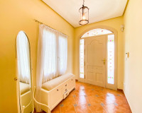 Resale - Detached Villa - Villamartín