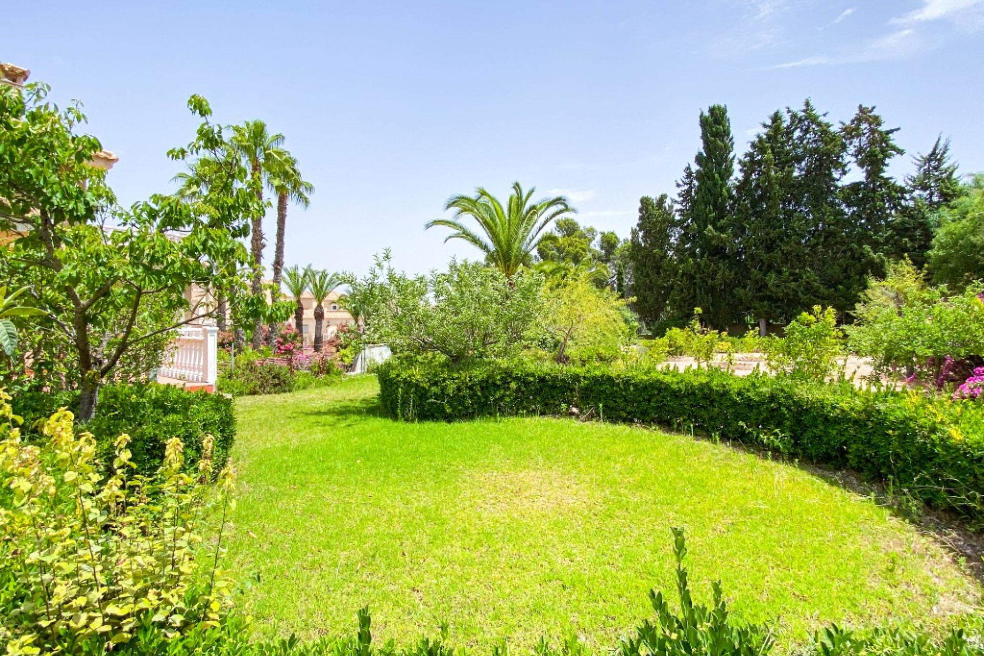Resale - Detached Villa - Villamartín