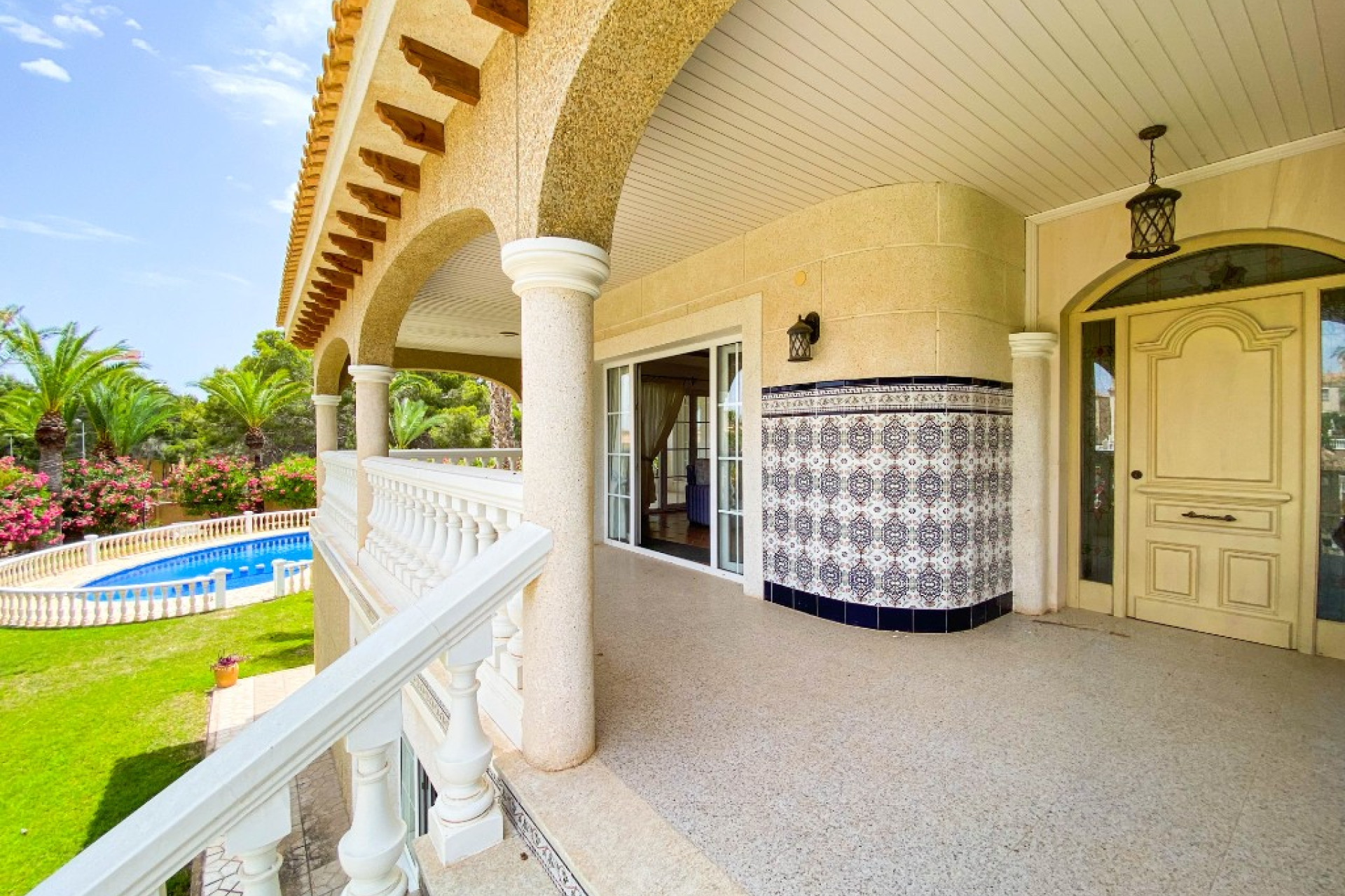 Resale - Detached Villa - Villamartín