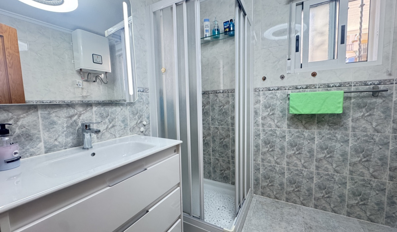 Resale - Detached Villa - Villamartín