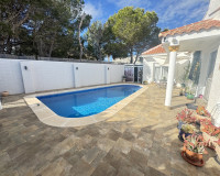 Resale - Detached Villa - Villamartín