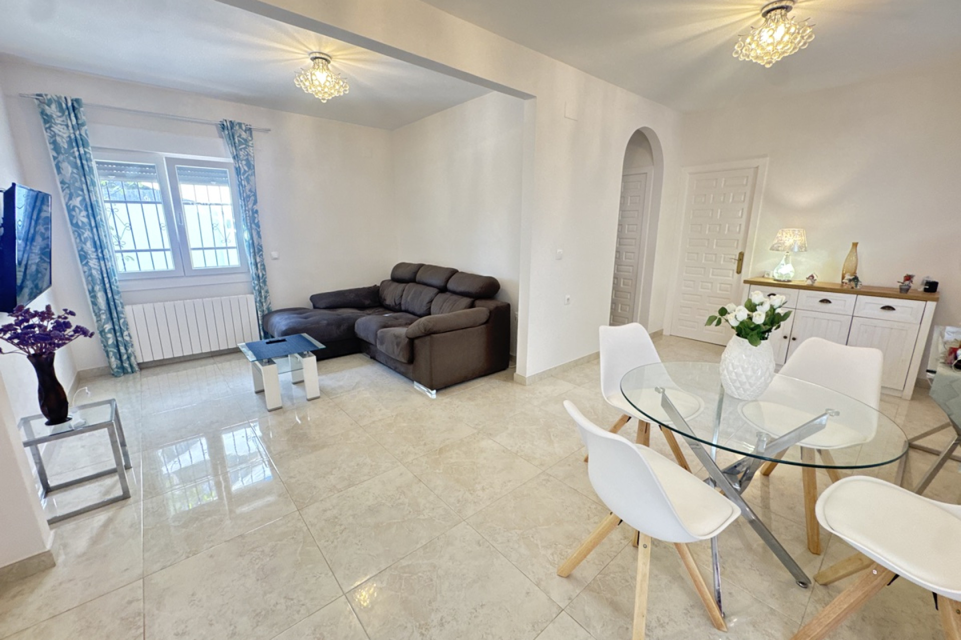 Resale - Detached Villa - Villamartín