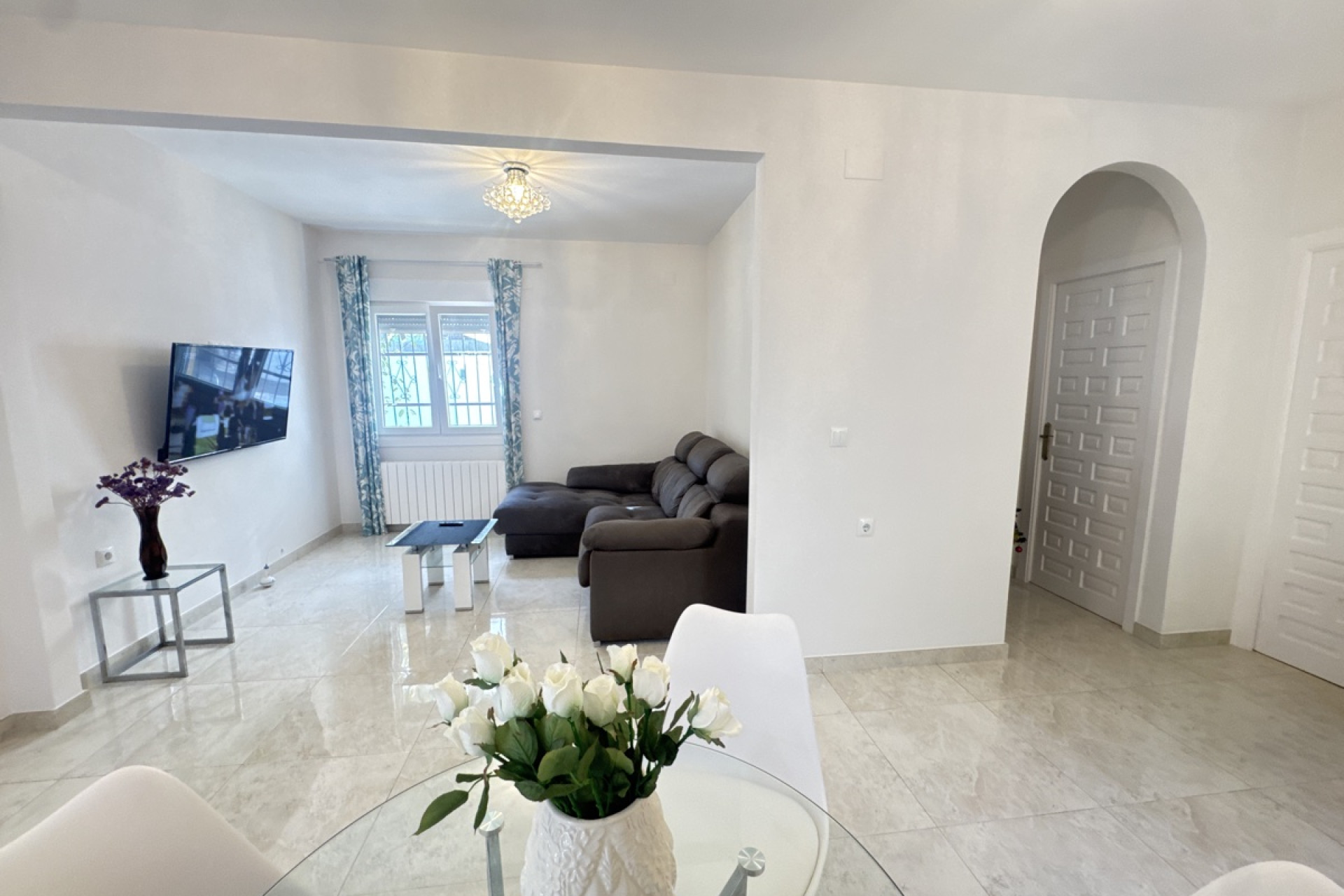 Resale - Detached Villa - Villamartín