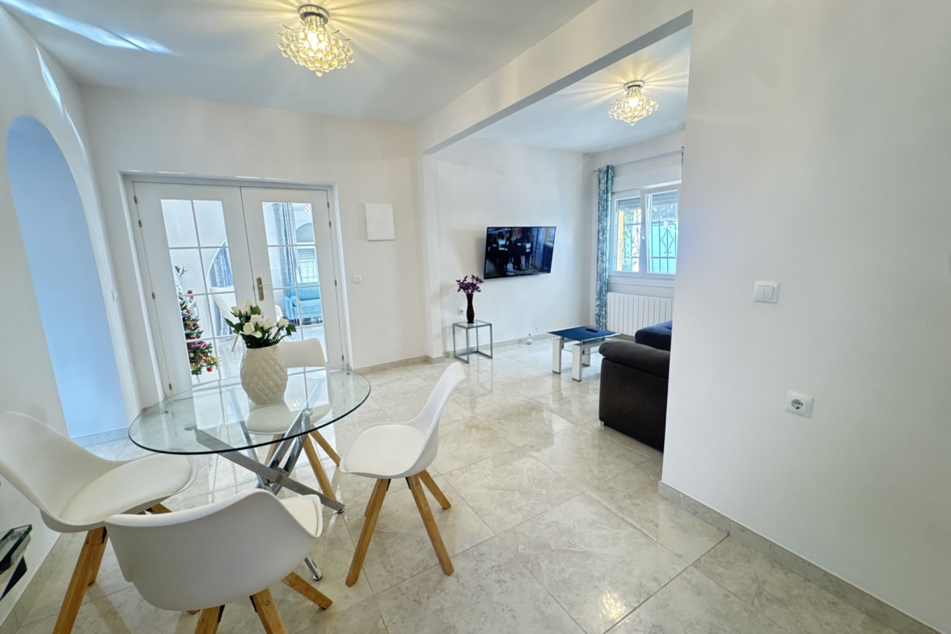 Resale - Detached Villa - Villamartín