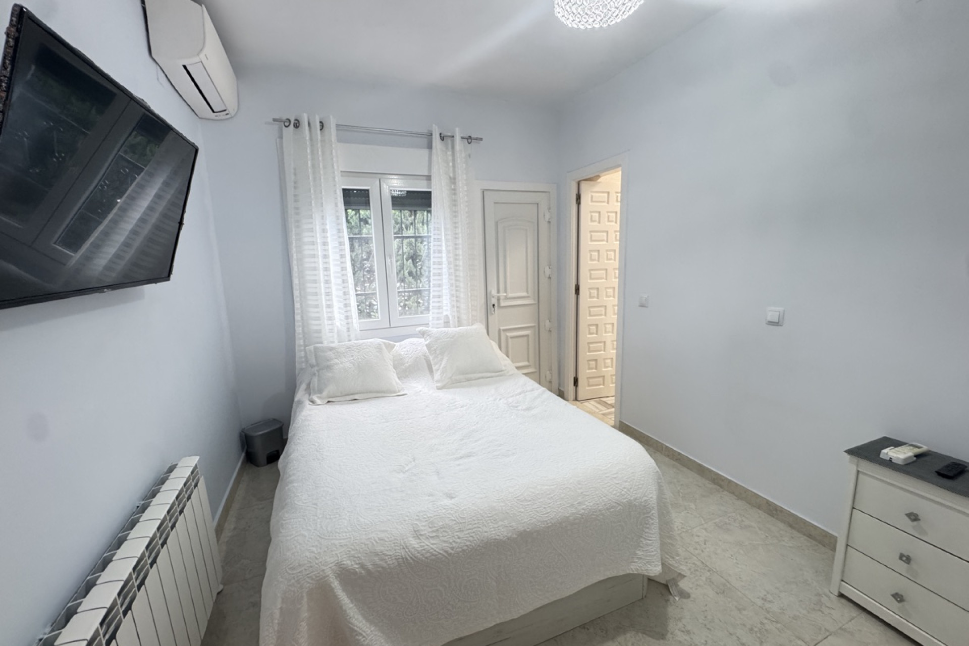 Resale - Detached Villa - Villamartín