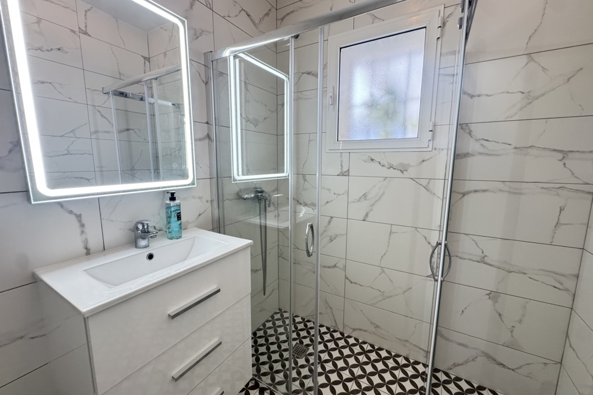 Resale - Detached Villa - Villamartín