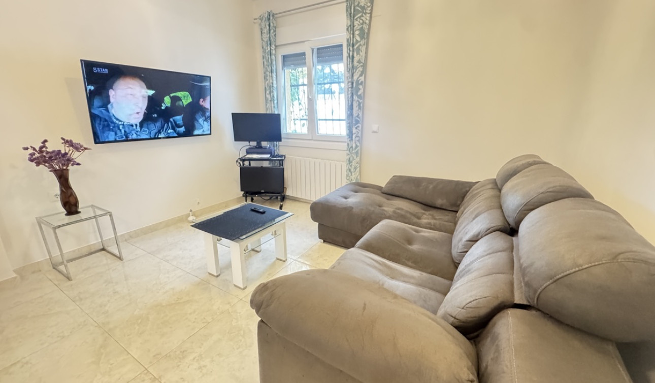 Resale - Detached Villa - Villamartín