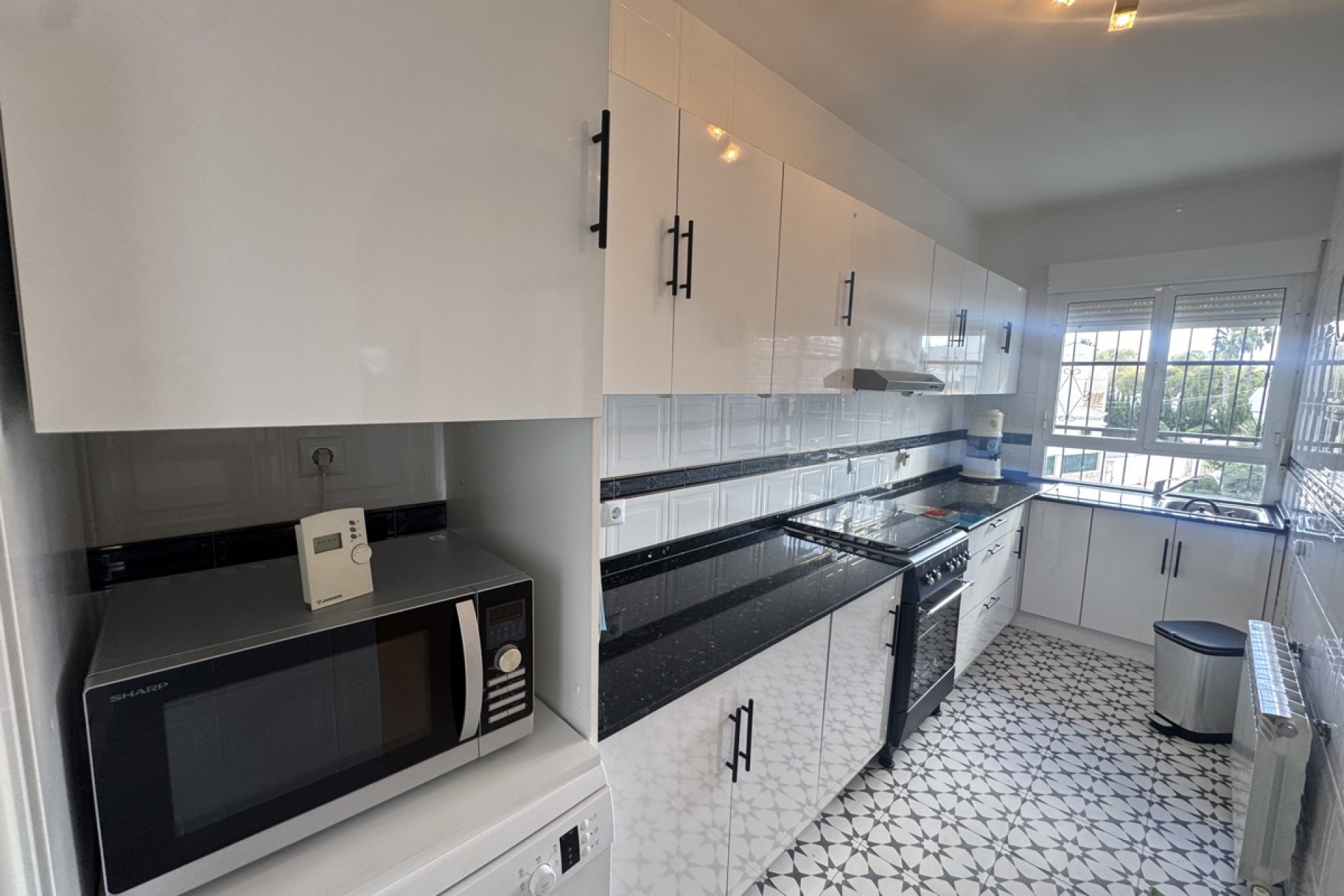 Resale - Detached Villa - Villamartín