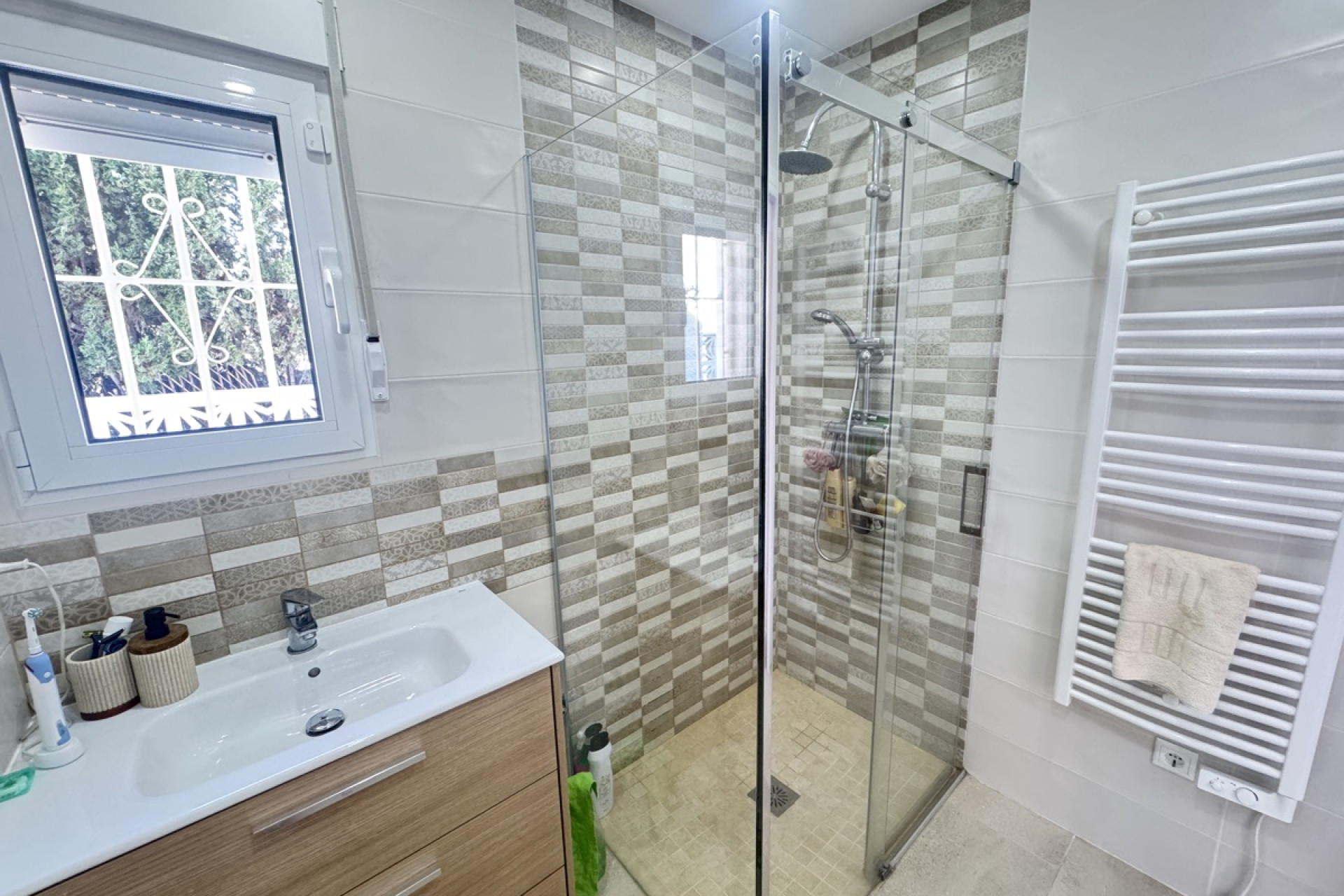 Resale - Detached Villa - Villamartín