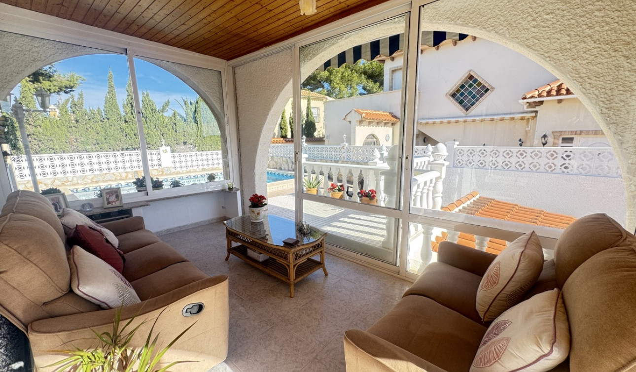 Resale - Detached Villa - Villamartín