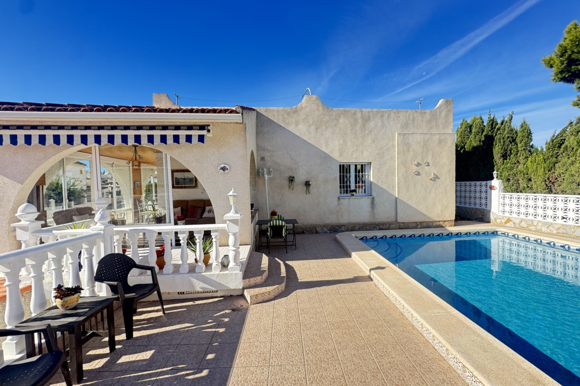 Resale - Detached Villa - Villamartín