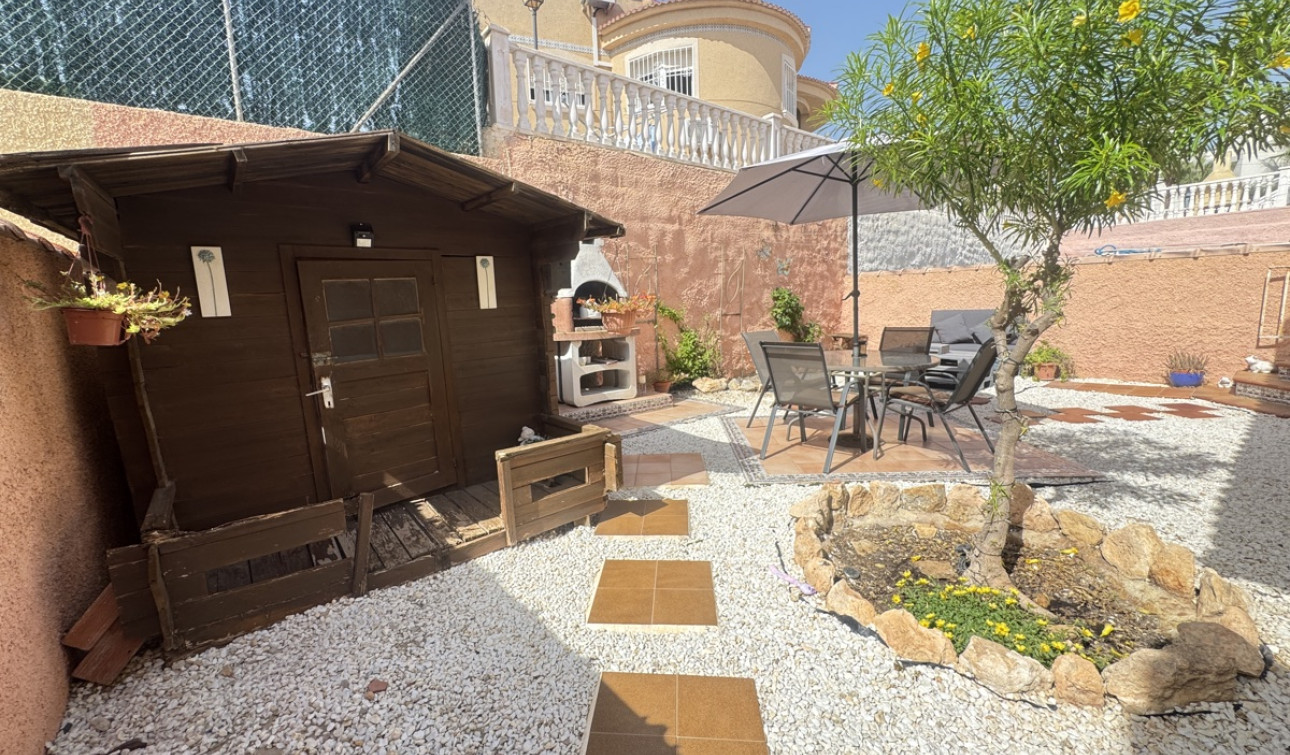 Resale - Detached Villa - Villamartín