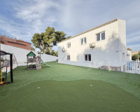 Resale - Detached Villa - Villamartín