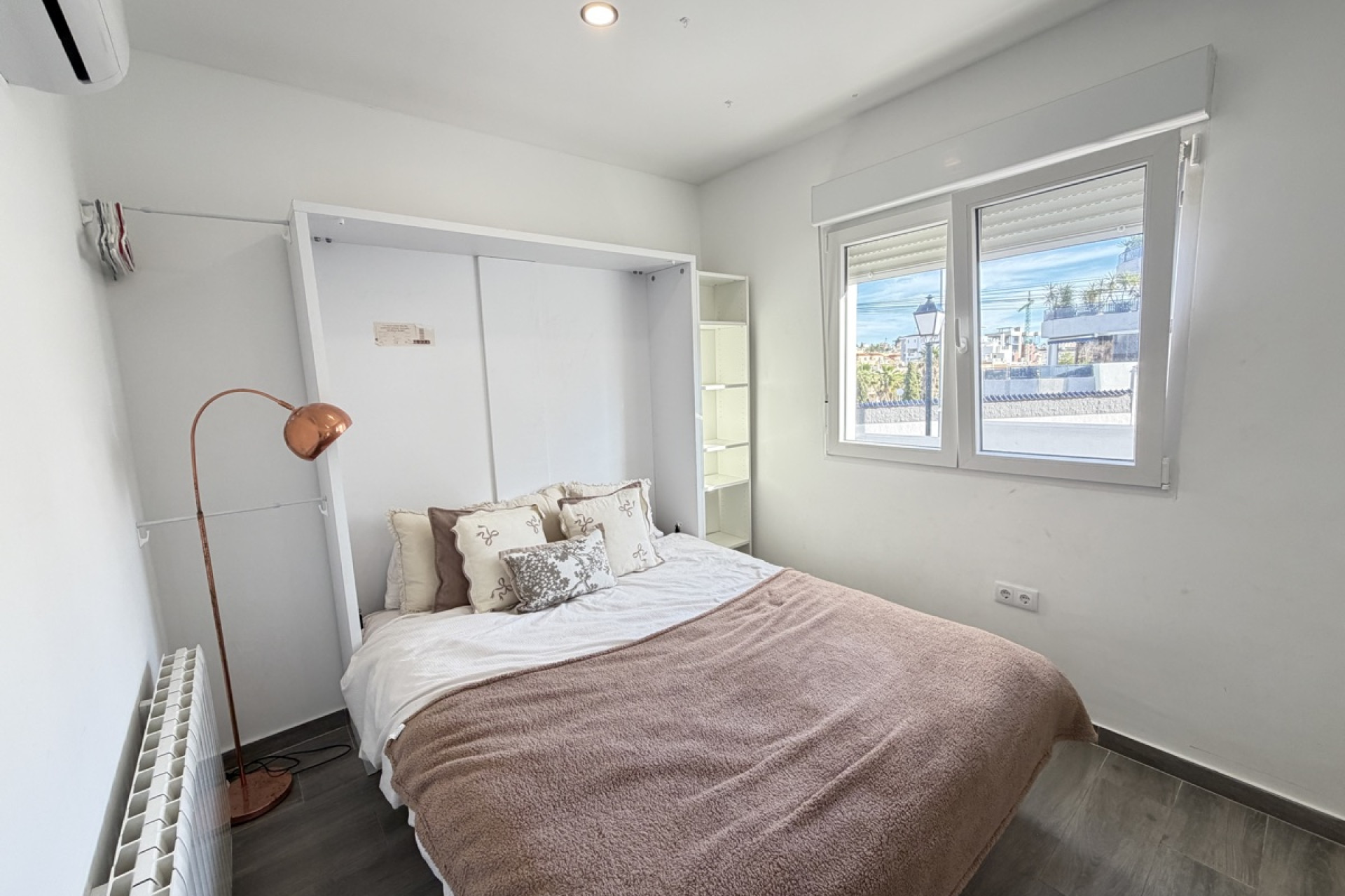 Resale - Detached Villa - Villamartín