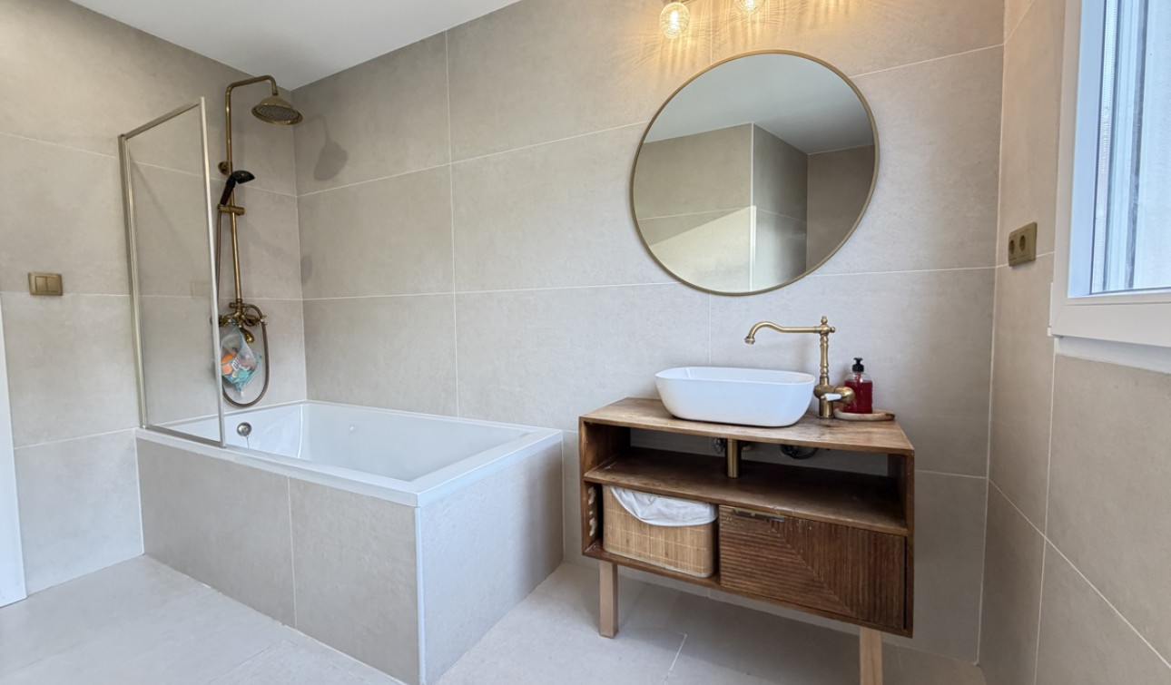 Resale - Detached Villa - Villamartín