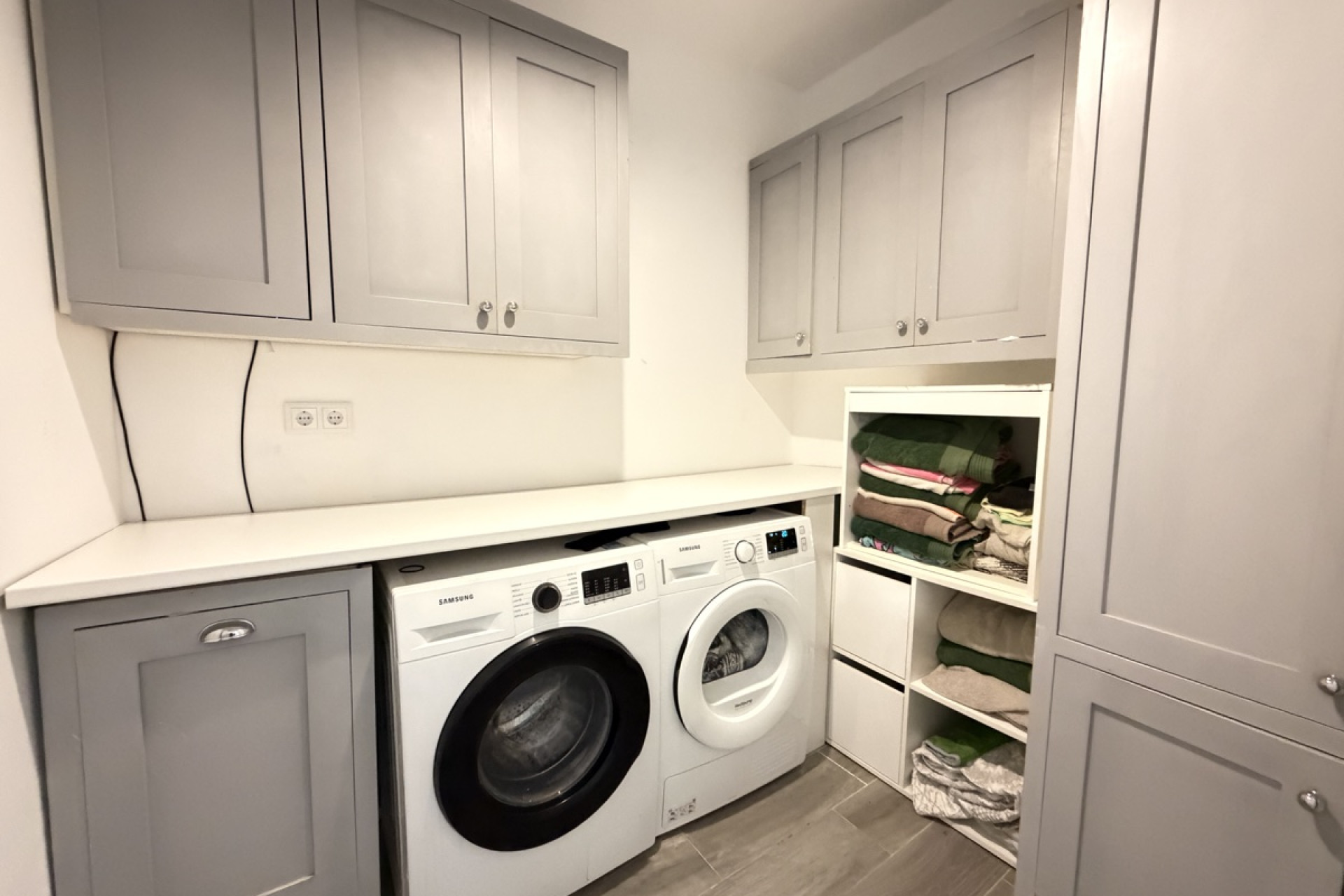 Resale - Detached Villa - Villamartín