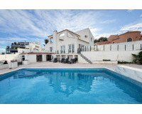 Resale - Detached Villa - Villamartín