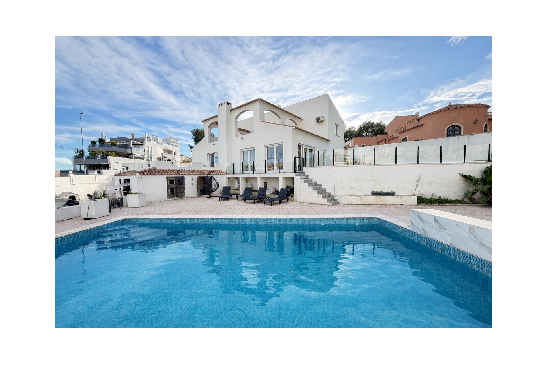 Resale - Detached Villa - Villamartín