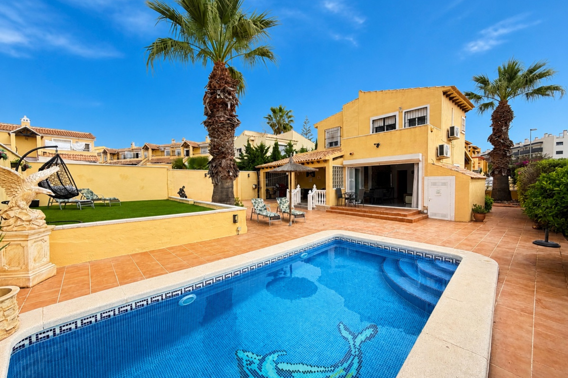 Resale - Detached Villa - Villamartín