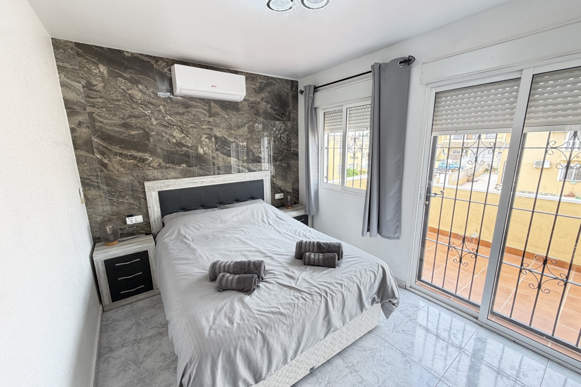 Resale - Detached Villa - Villamartín
